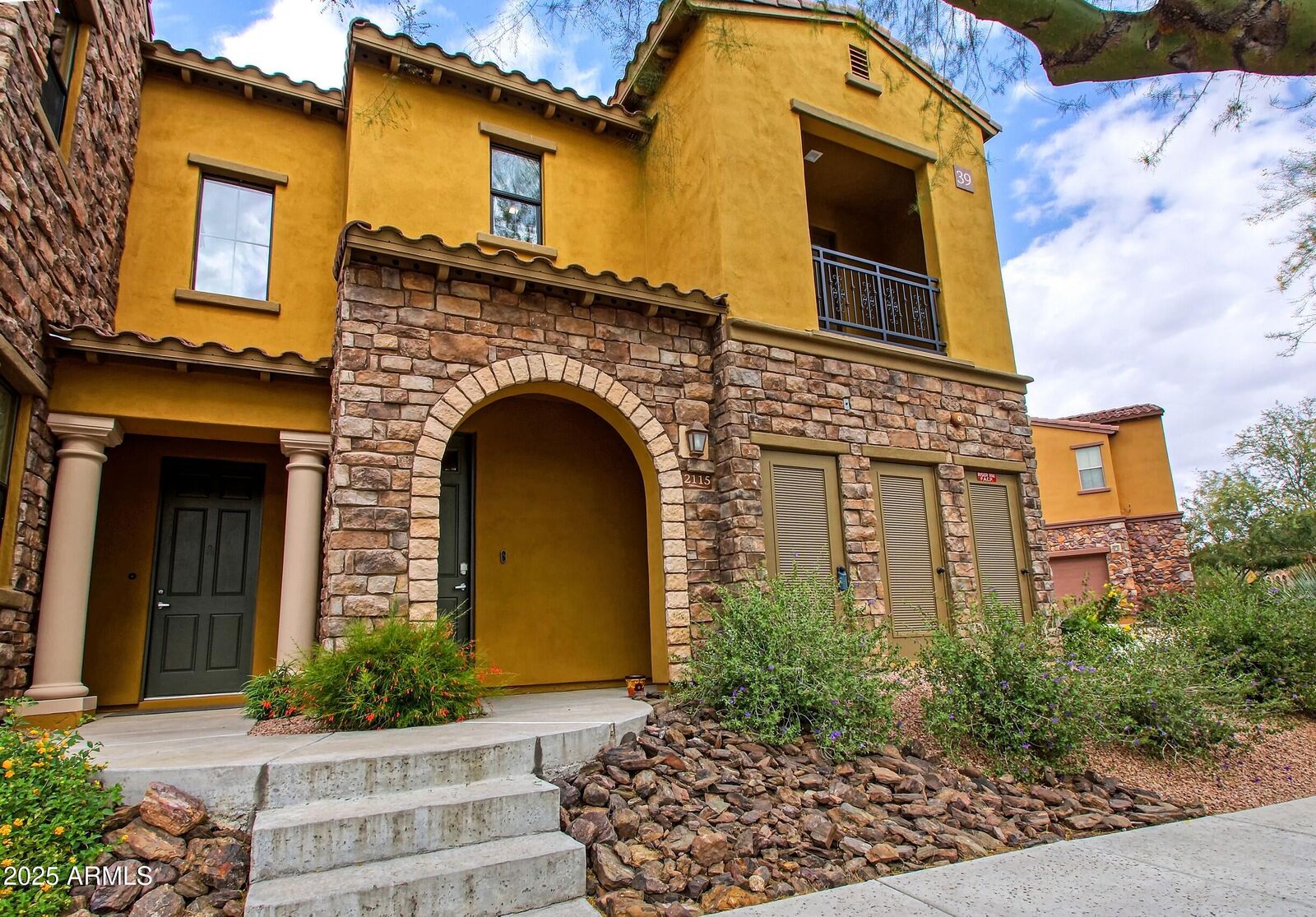 Property Photo: 20750 N 87th Street 2115 AZ 85255