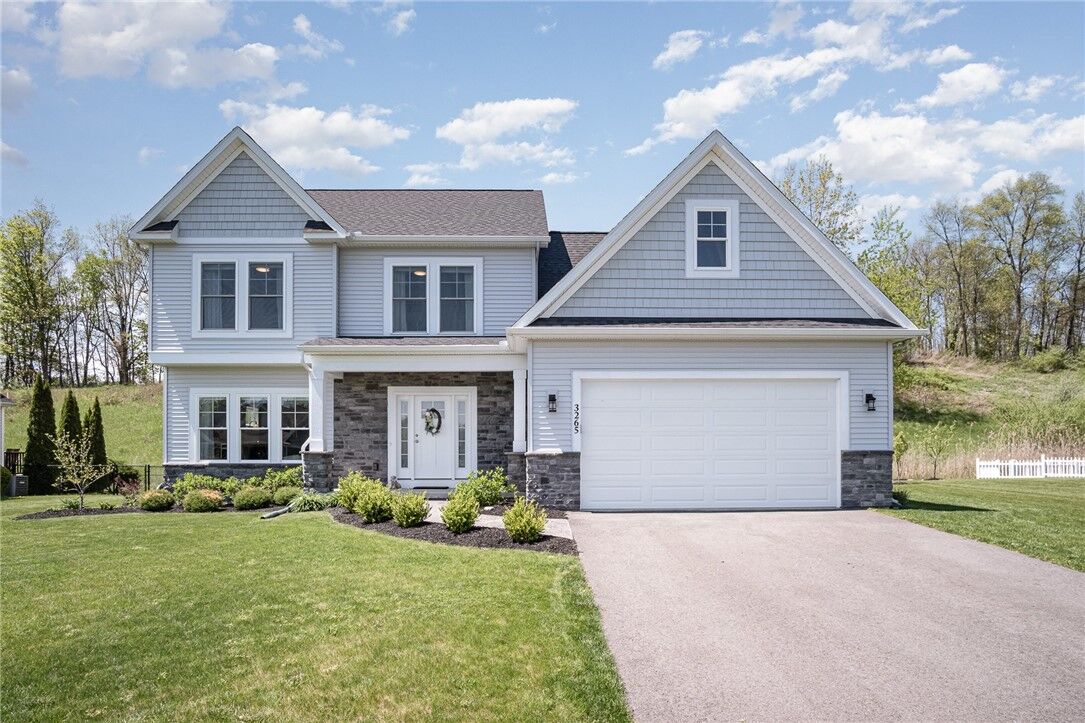 Property Photo:  3265 Tanaberry Circle  NY 14502 