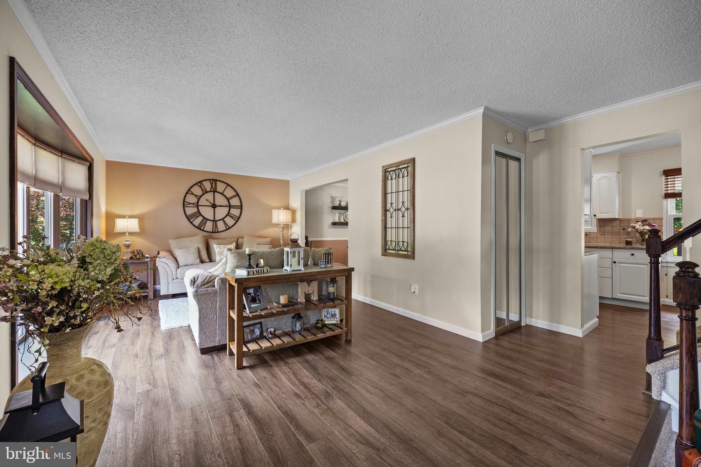 Property Photo: 630 Greenbriar Drive NJ 08094