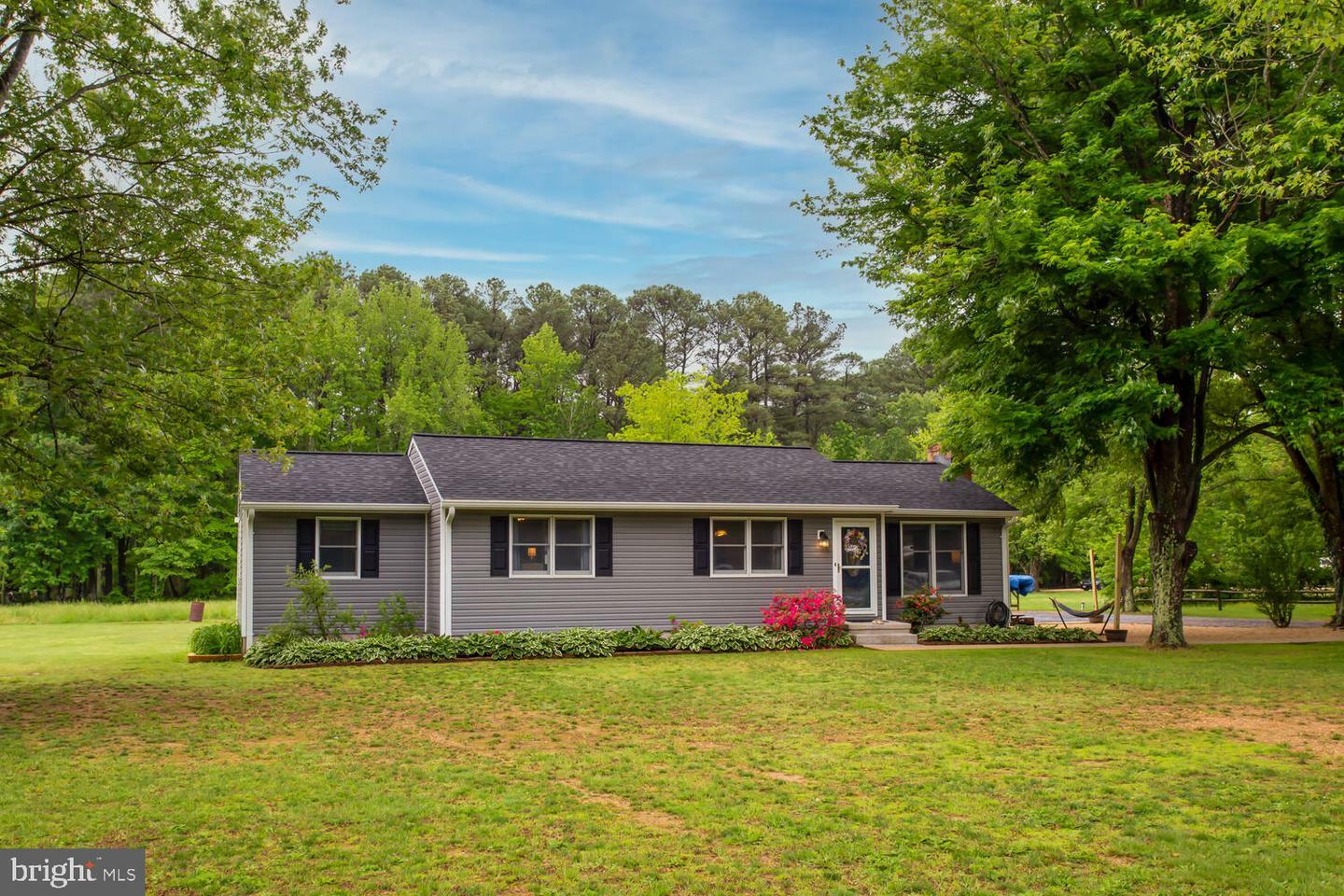 Property Photo: 49187 Trapp Road MD 20684