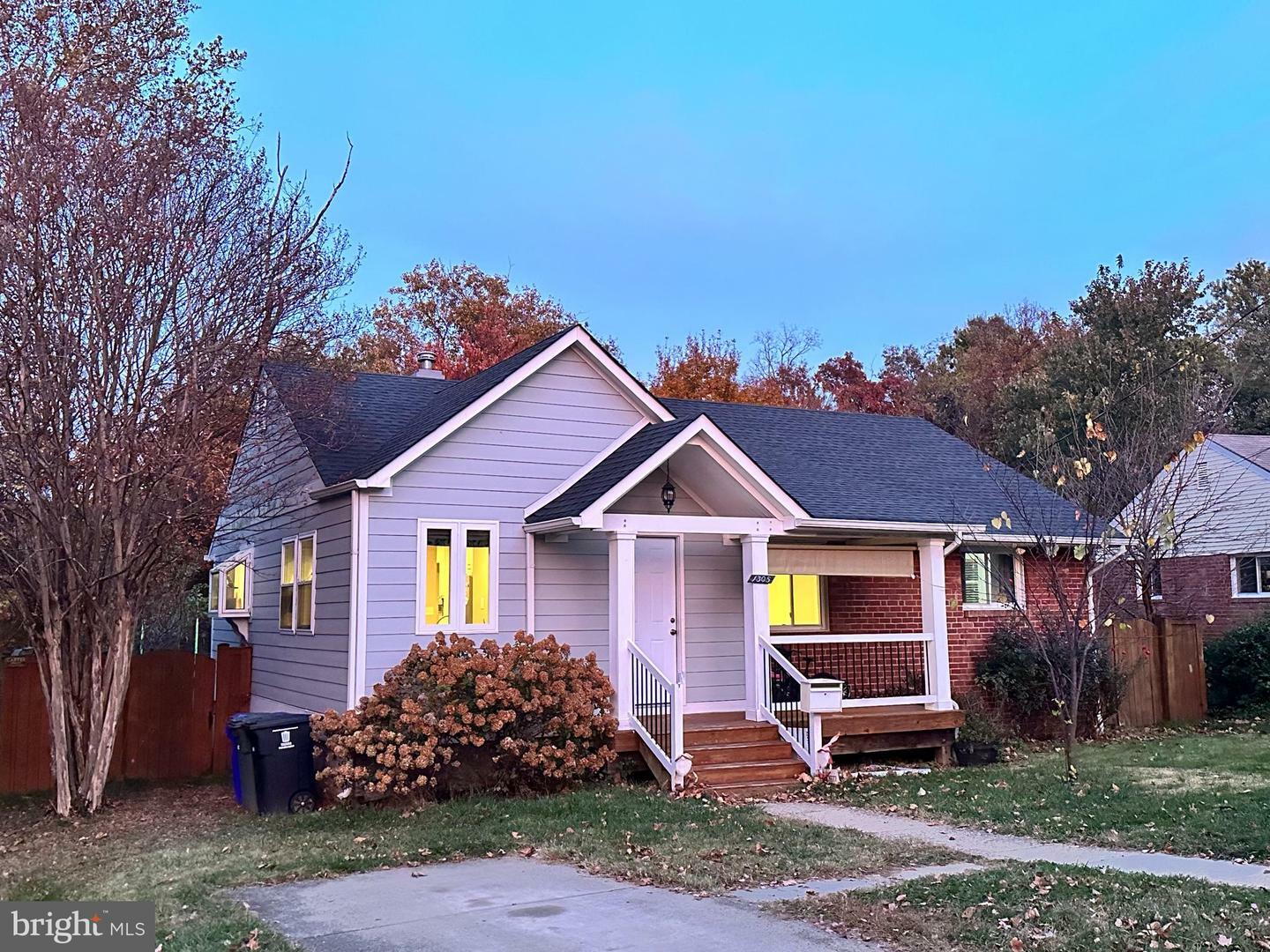 Property Photo: 1305 S Buchanan Street S VA 22204