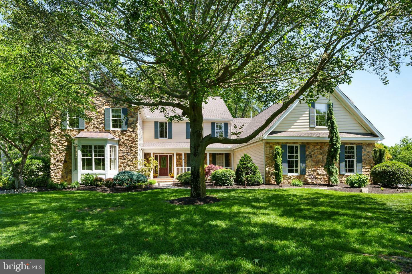 3 Wheatsheaf Court  Plainsboro NJ 08536 photo