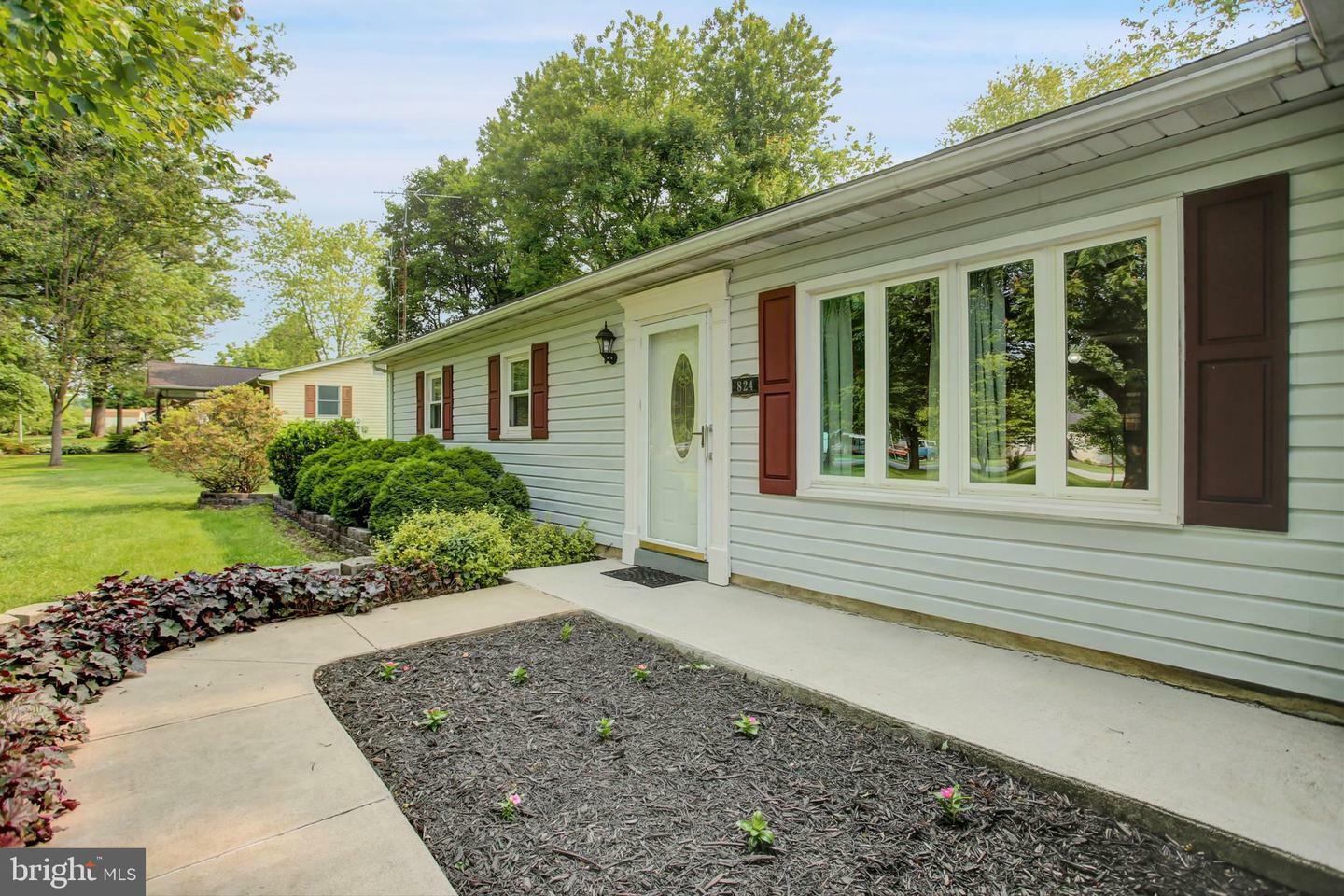 Property Photo: 824 Orrtanna Road PA 17353