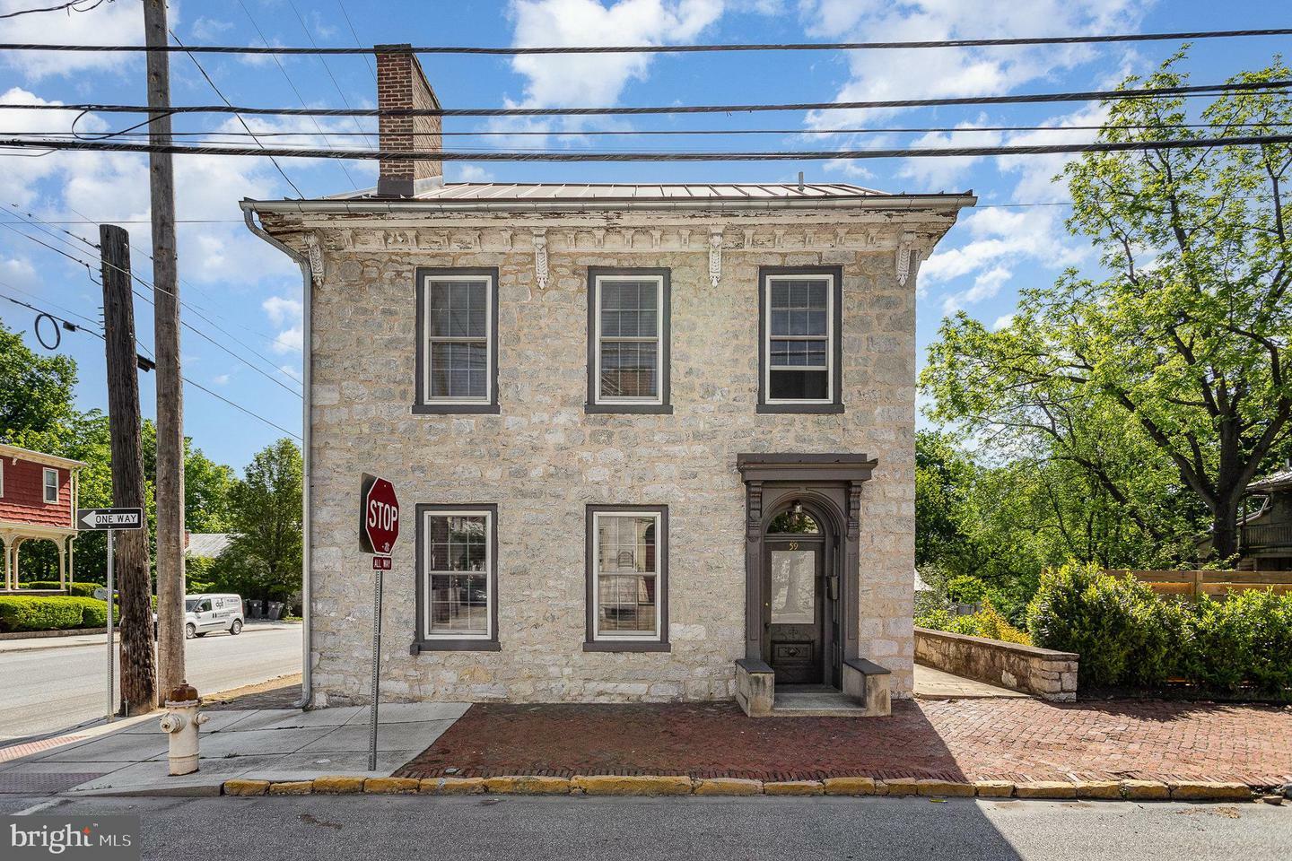 Property Photo: 59 N East Street PA 17013
