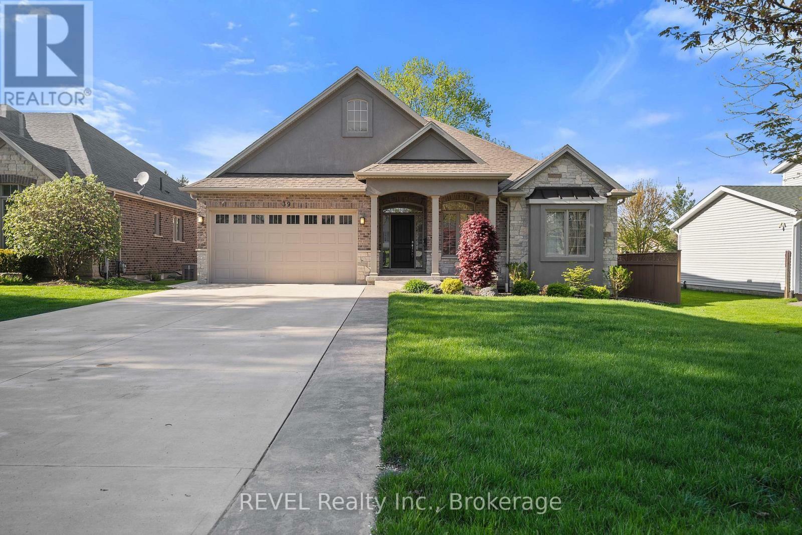 Property Photo: 39 Hurricane Road ON L0S 1E3