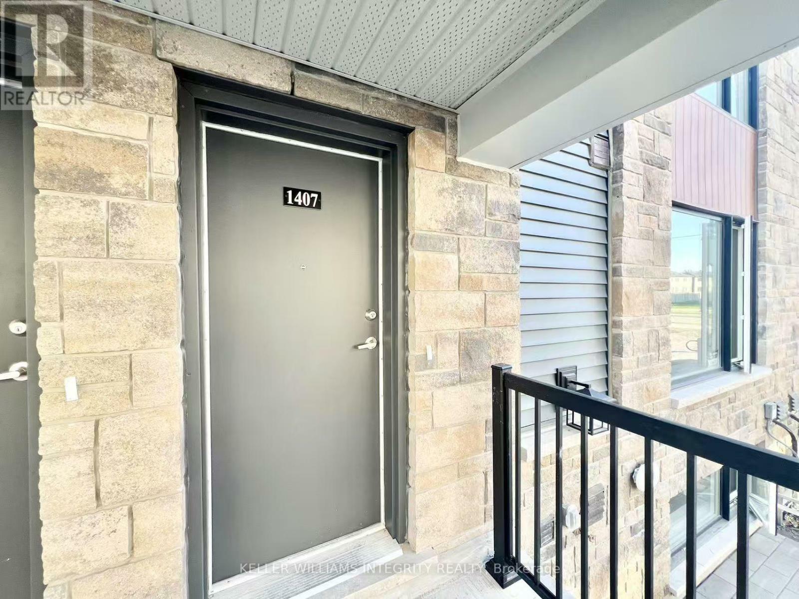 Property Photo: 1407 Creekway Private ON K2T 0T1