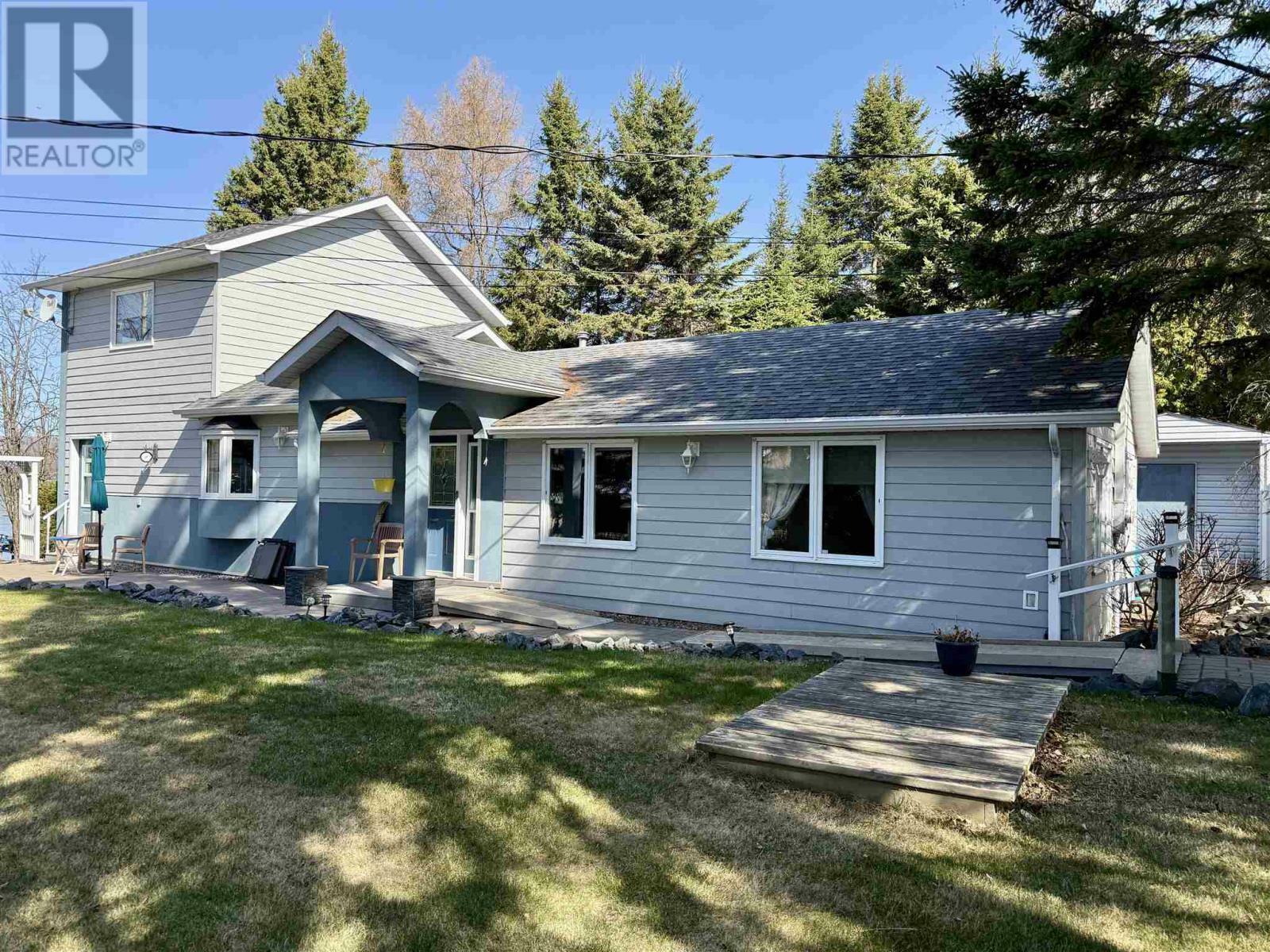 Property Photo: 488 East Floral Beach Rd ON P7H 0H1