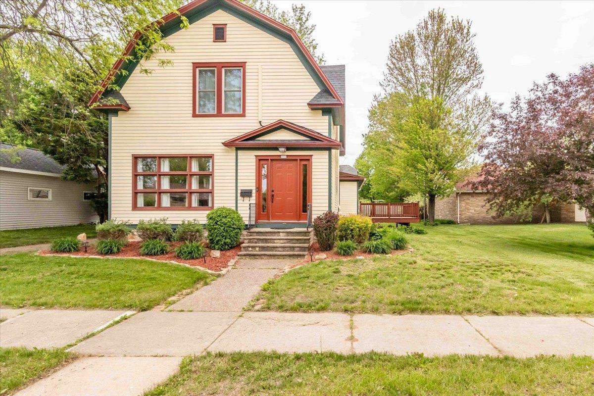 Property Photo: 330 1st Street WI 54469