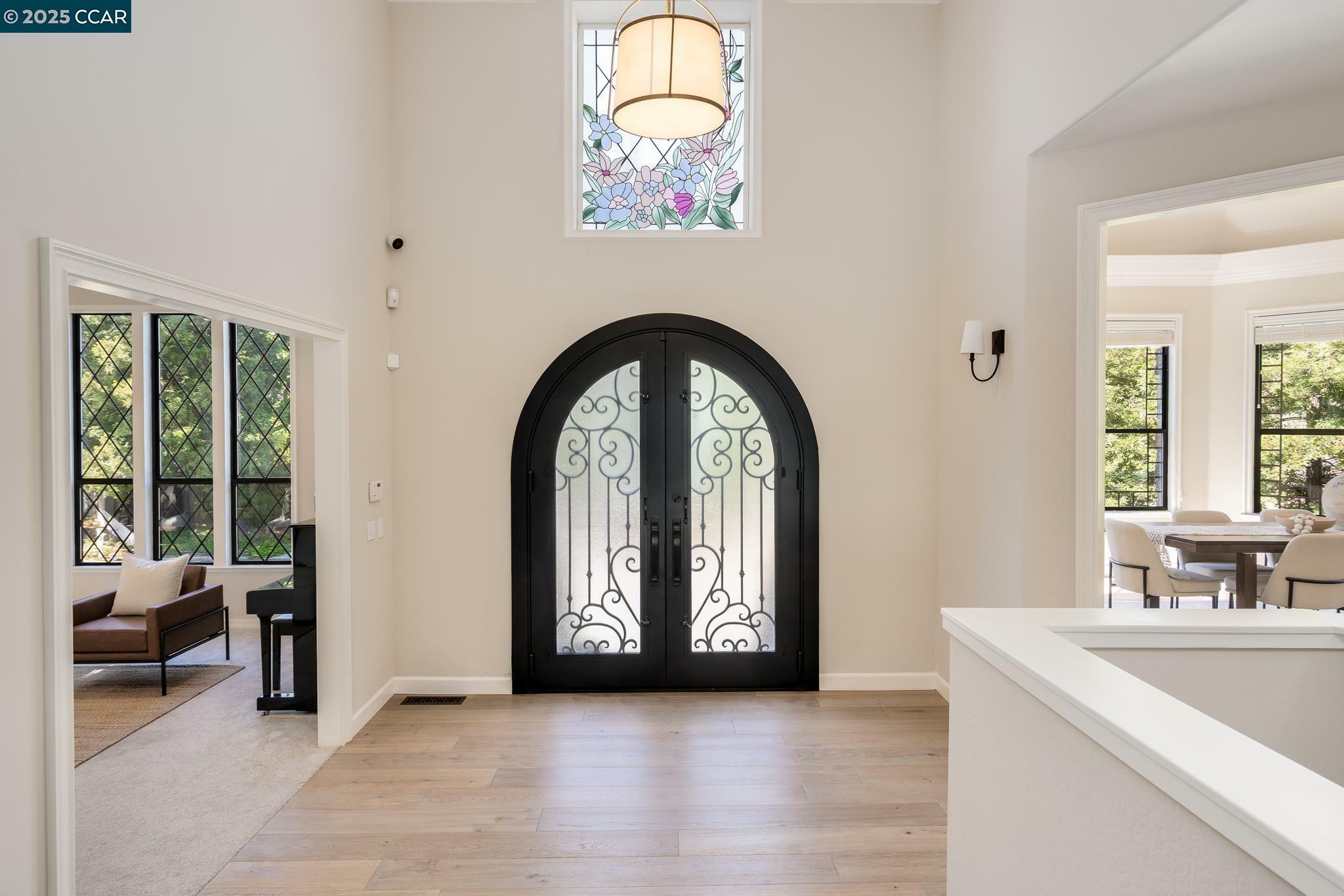 Property Photo: 15 Blemer Ct CA 94526