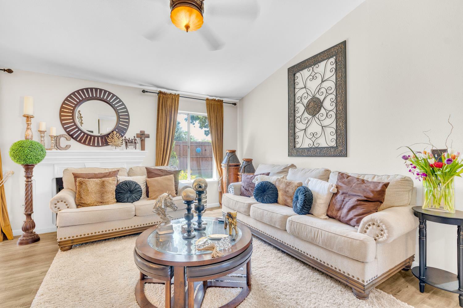 Property Photo: 5266 E Harvest Lane CA 93725