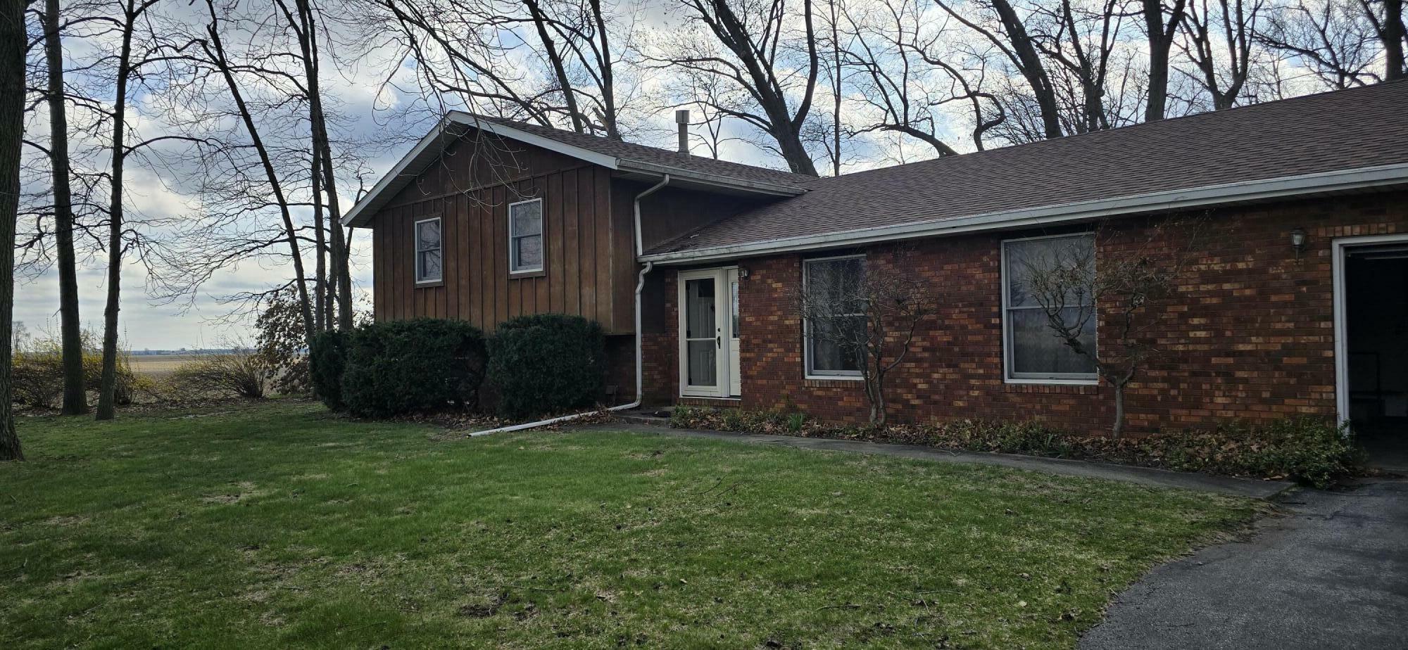 Property Photo: 824 S 500 IN 46347