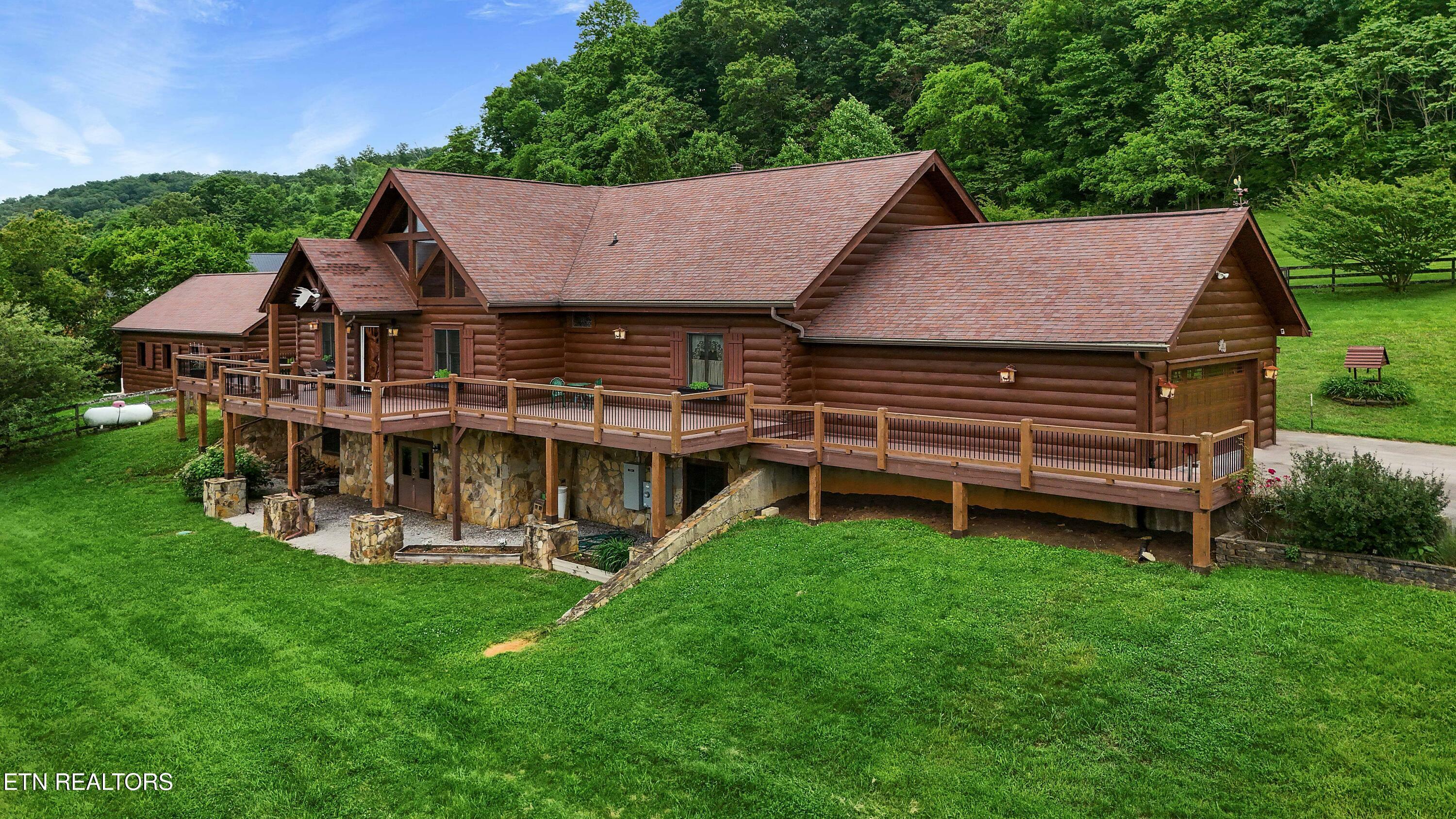 Property Photo: 11911 Stockton Valley Rd TN 37846