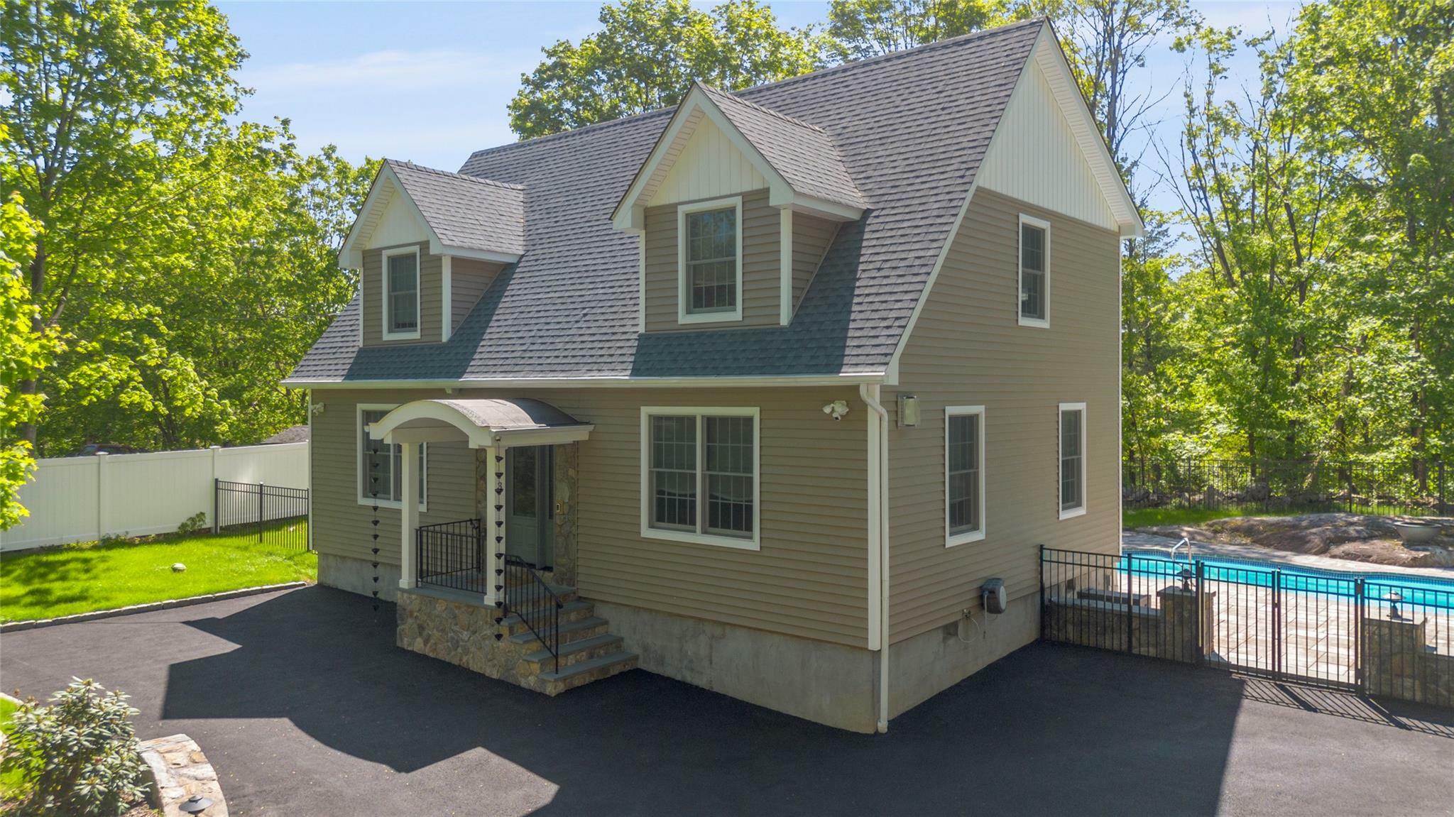 Property Photo: 3 Curry Spur NY 10541