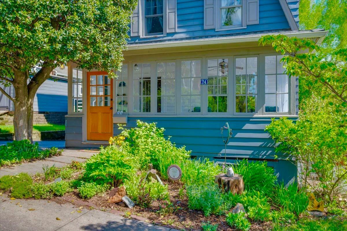 Property Photo: 24 2nd Avenue NY 10960