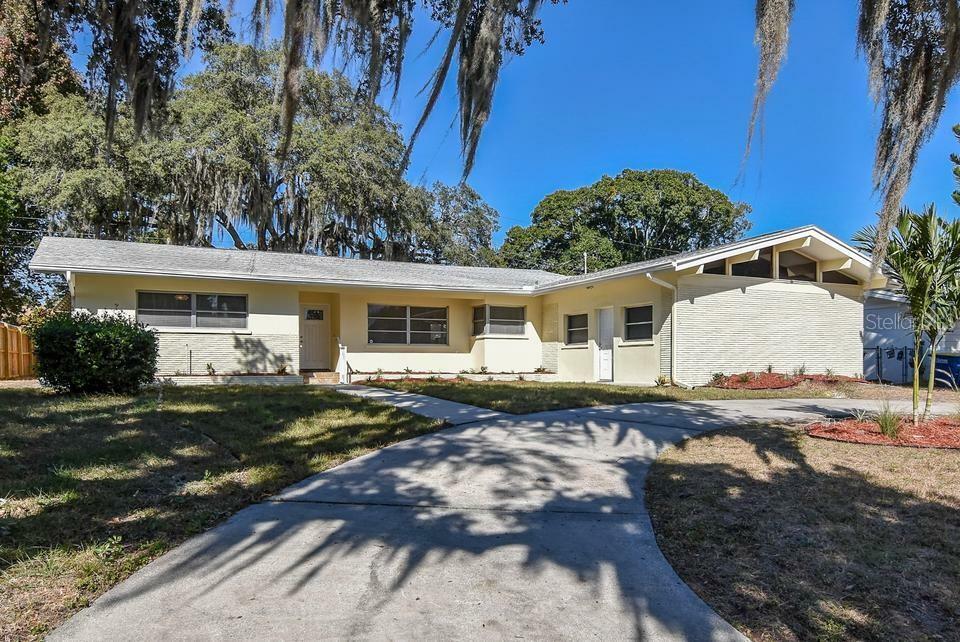 Property Photo: 1456 Jasmine Way FL 33756