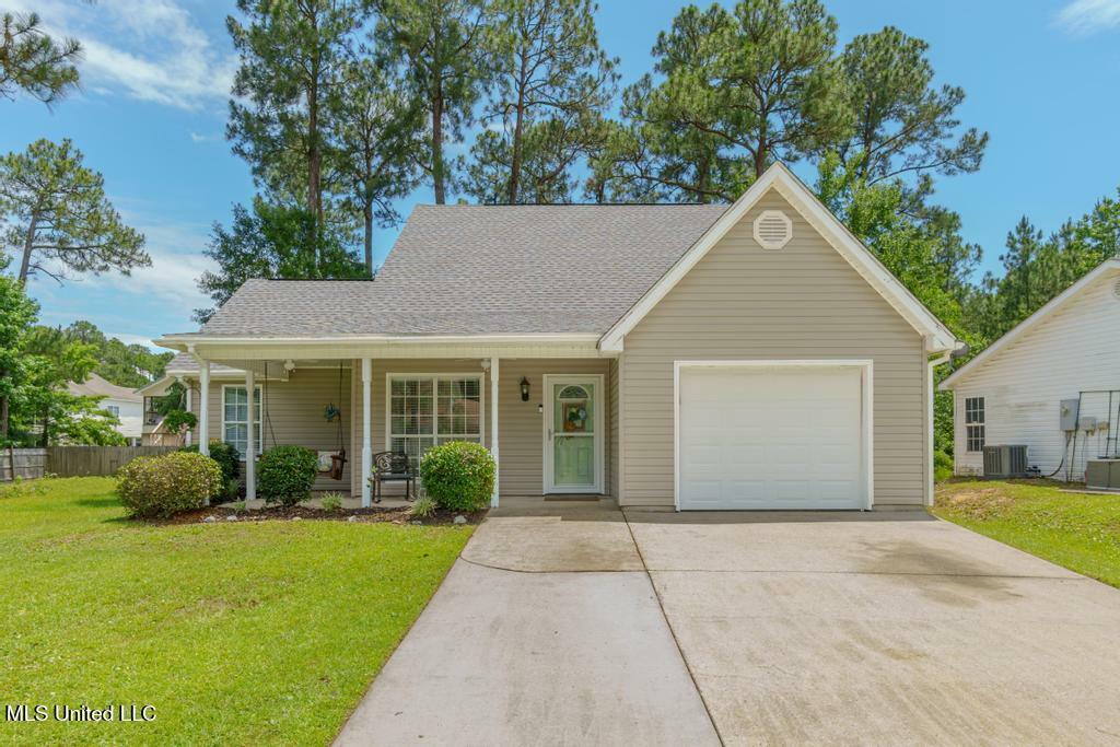 Property Photo: 492 Royal Oak Drive MS 39571