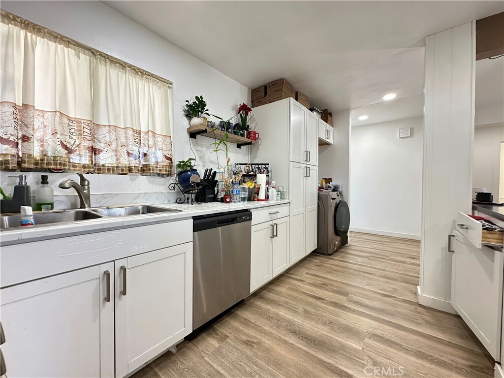 Property Photo:  309 Santo Drive  CA 92583 