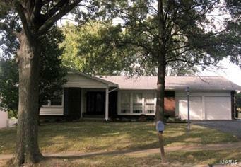 Property Photo:  11817 Spruce Haven Drive  MO 63146 