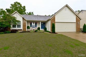 1895 Basket Oak Drive  St Charles MO 63303 photo