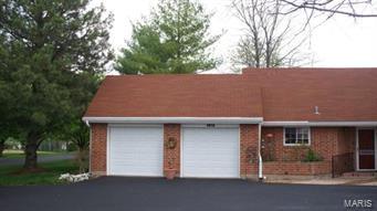 Property Photo: 1016 Boggan Place MO 63031