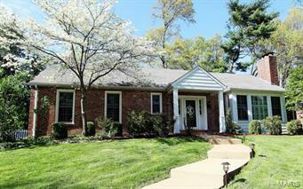 Property Photo: 11 Hillard Road MO 63122