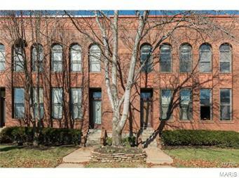 Property Photo: 15 N Boyle Avenue MO 63108