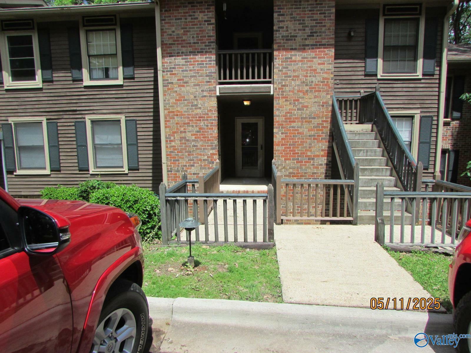 Property Photo: 3025 Live Oak Lane AL 35802