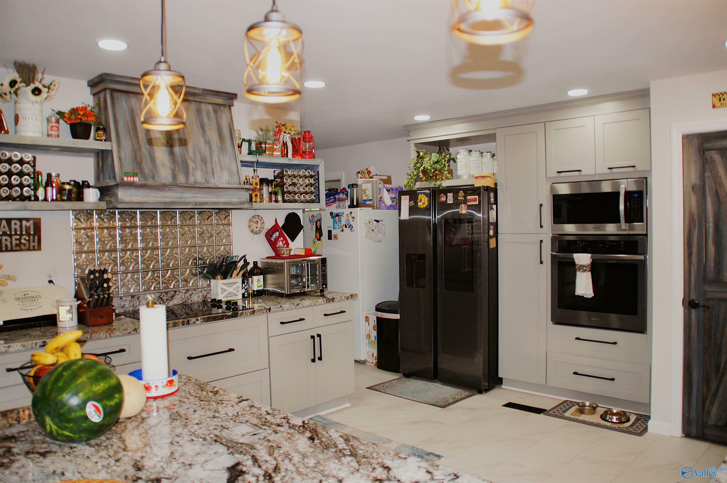 Property Photo:  355 Lake Mary Louise  AL 35904 