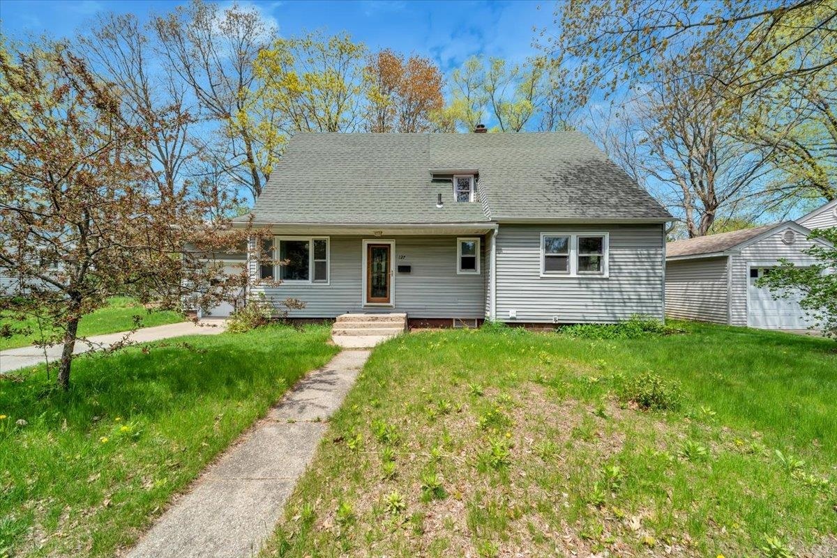 127 Edgemoor Drive  Burlington VT 05408 photo