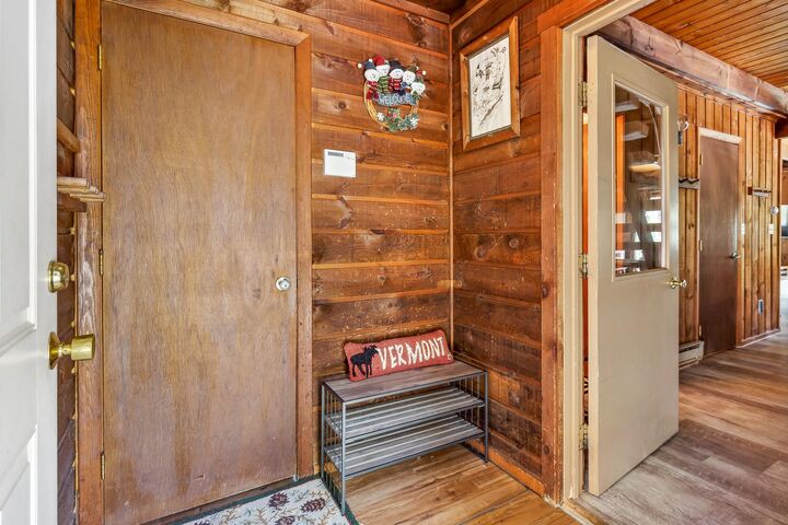 Property Photo: 37 Hemlock Ridge Road VT 05751