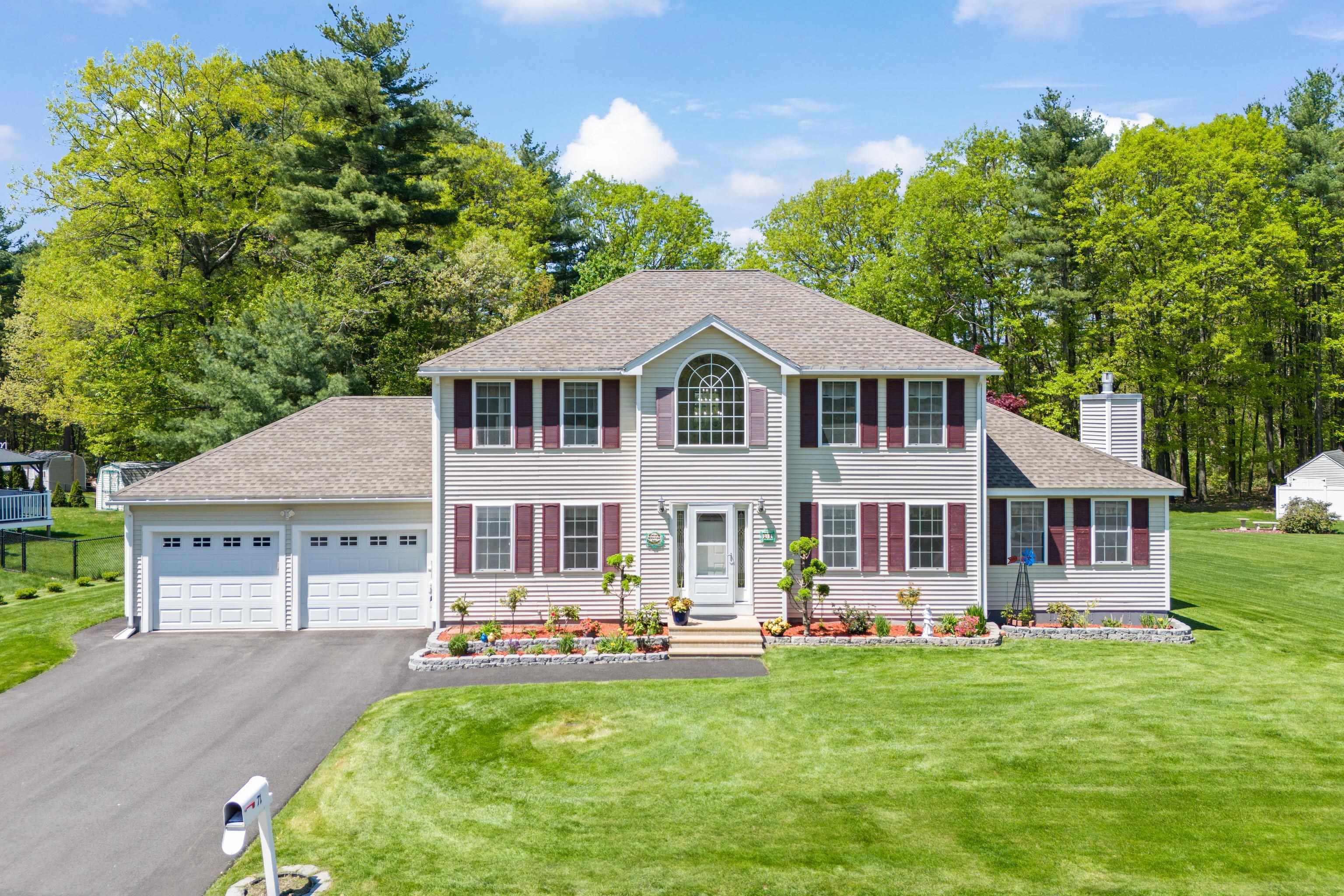 Property Photo: 71 Sousa Boulevard NH 03051