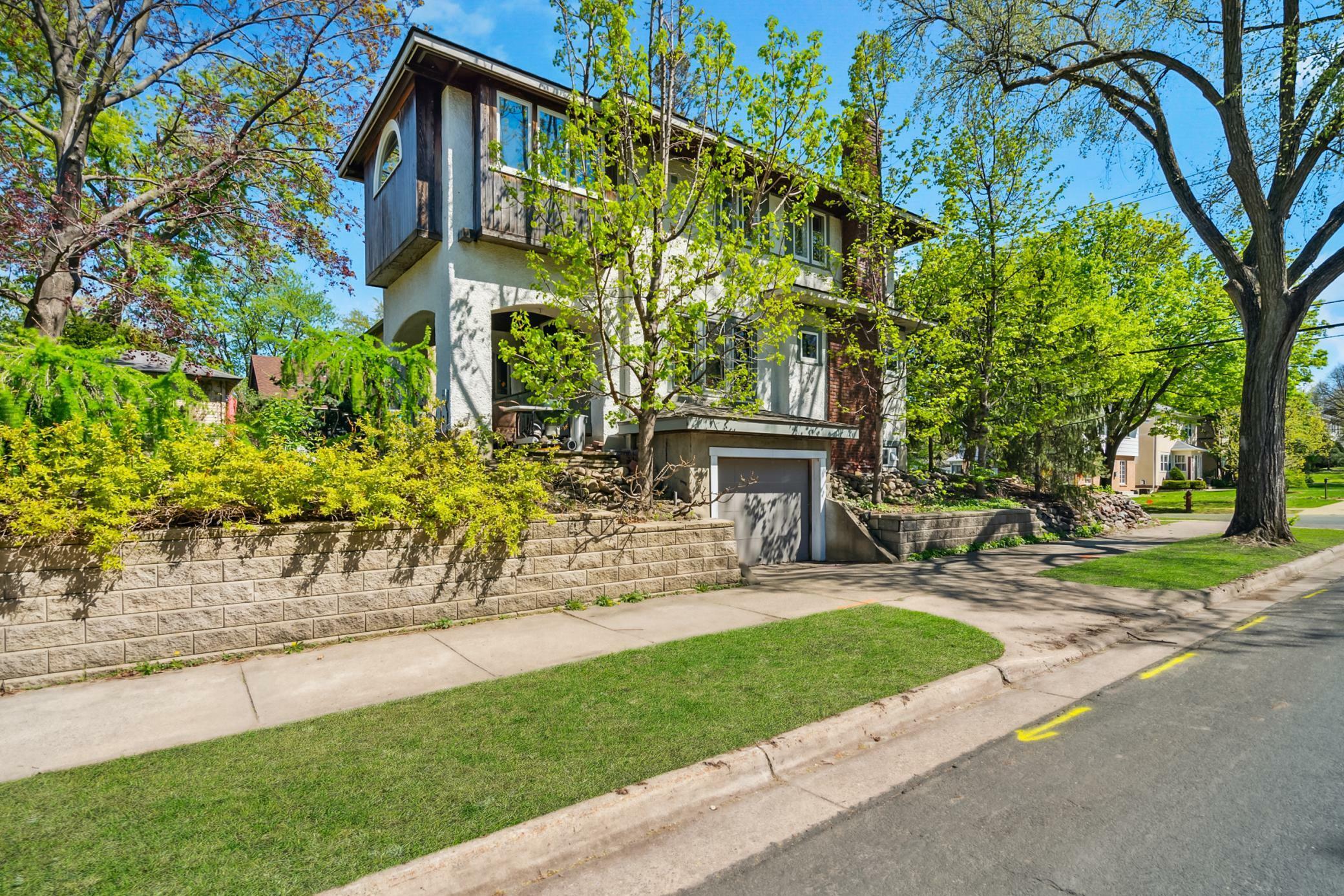 Property Photo: 522 W 48th Street MN 55419