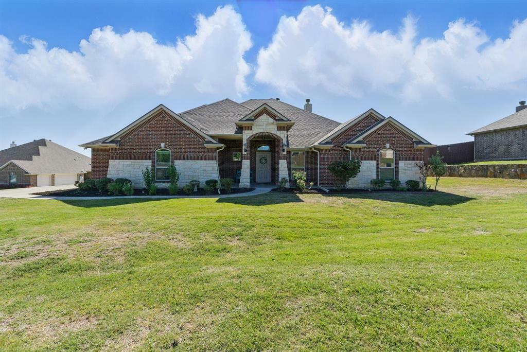 Property Photo: 711 Red Stone Lane TX 76087