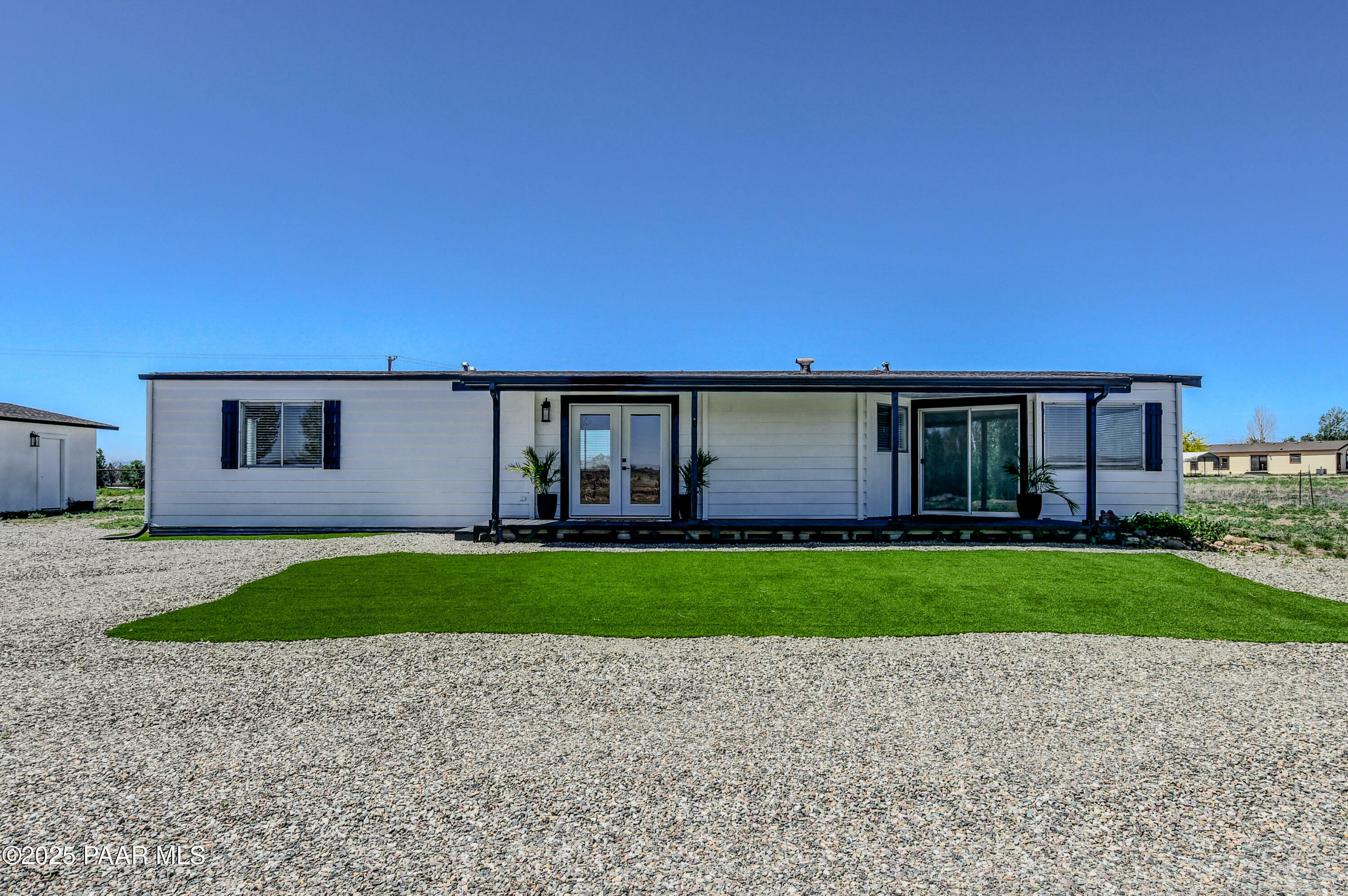 Property Photo: 22420 N Malapai Ridge Road AZ 86334