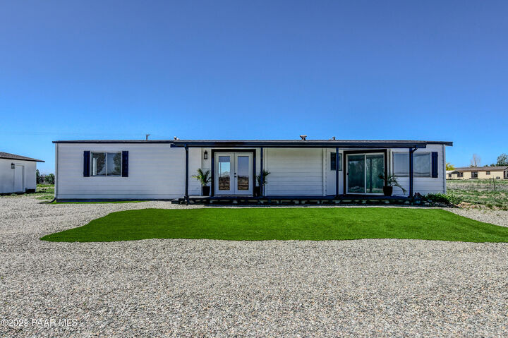 Property Photo: 22420 N Malapai Ridge Road AZ 86334