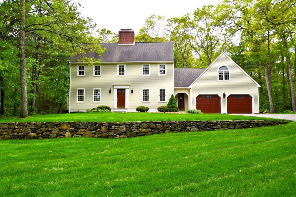 290 Westboro Rd  Upton MA 01568 photo
