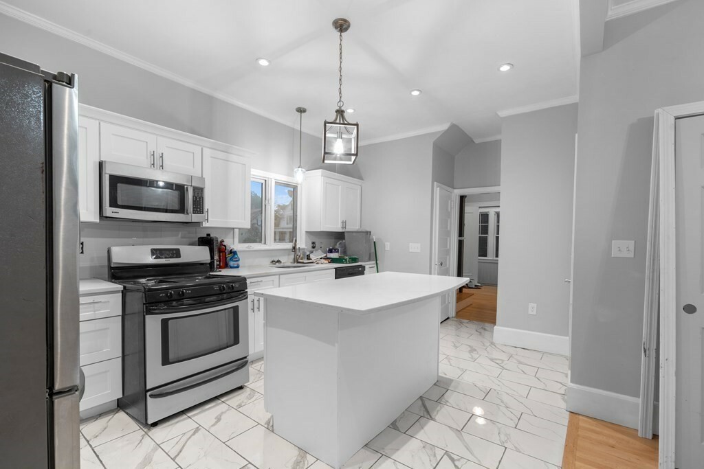 Property Photo:  58 Ashland St  MA 02780 