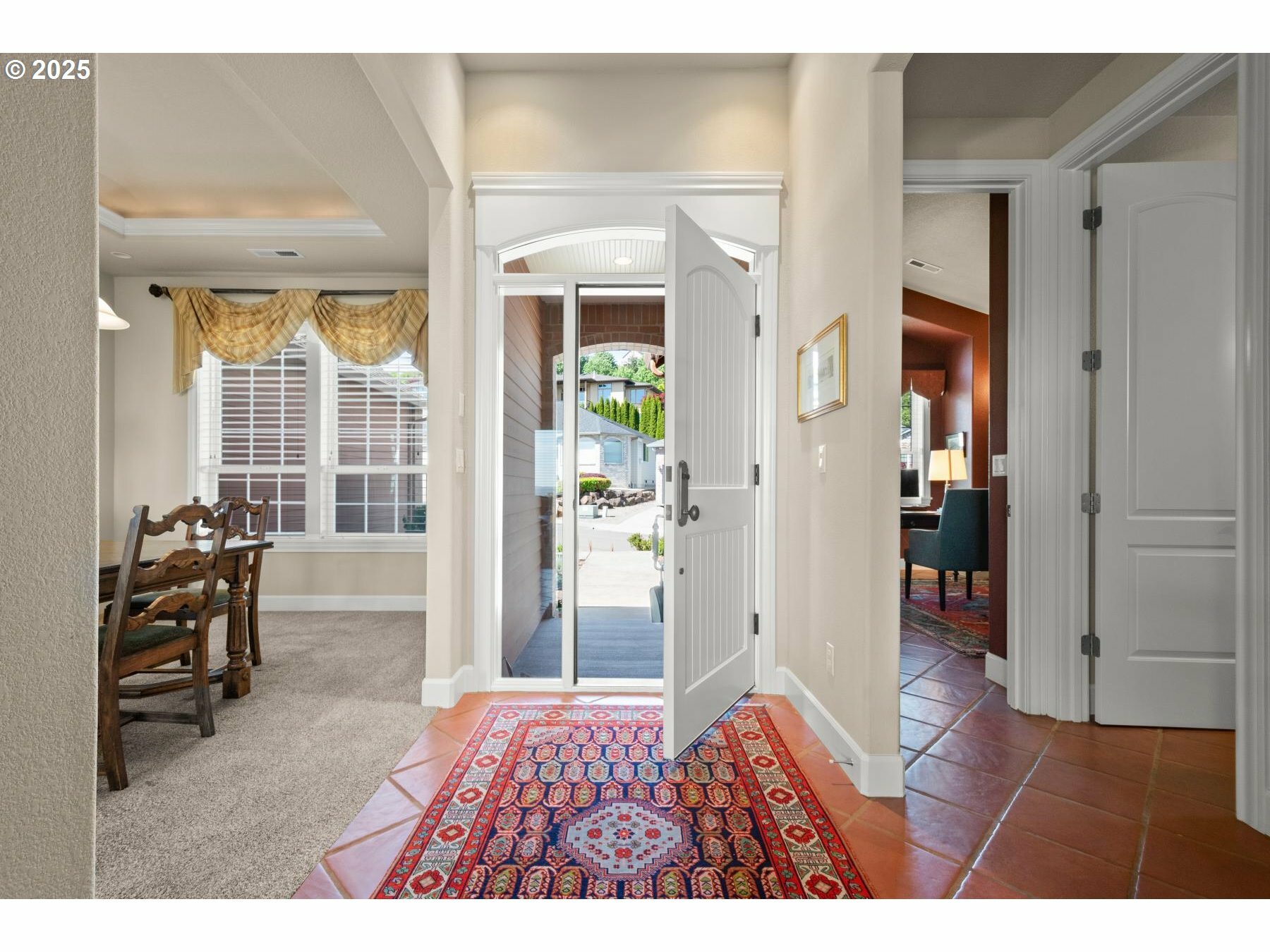 Property Photo: 2443 N 3rd St WA 98671