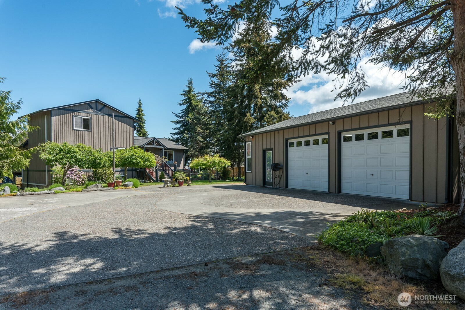 Property Photo: 2703 D Avenue WA 98221