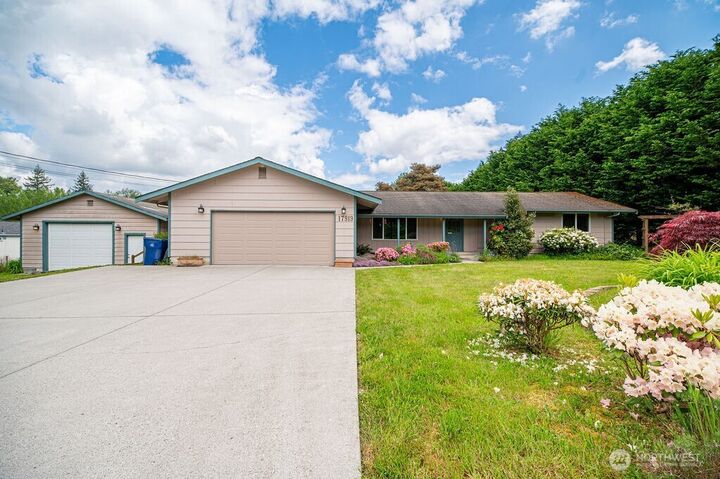 Property Photo: 17919 3rd Avenue NE WA 98223