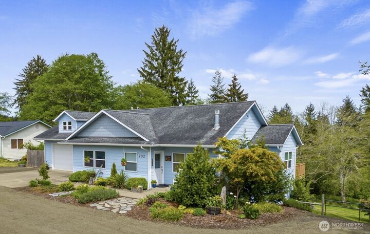 Property Photo: 702 Cherry Road WA 98563