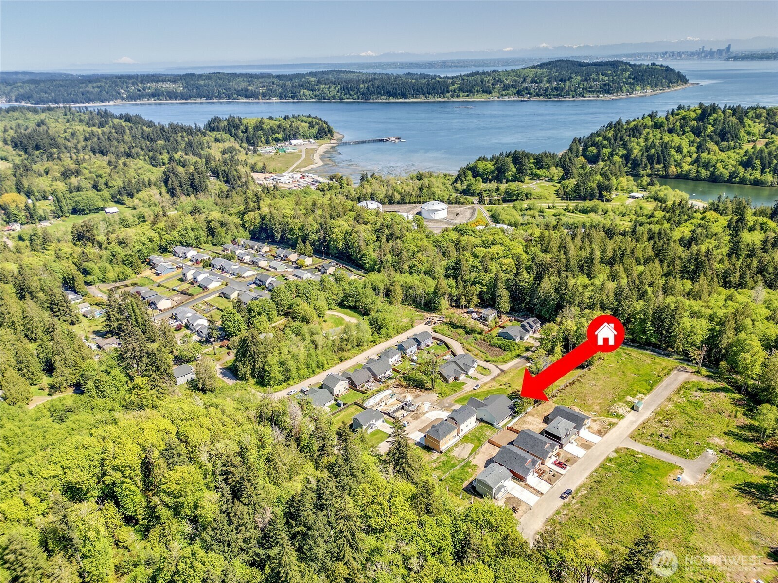 7058 E Nightingale Street  Port Orchard WA 98366 photo