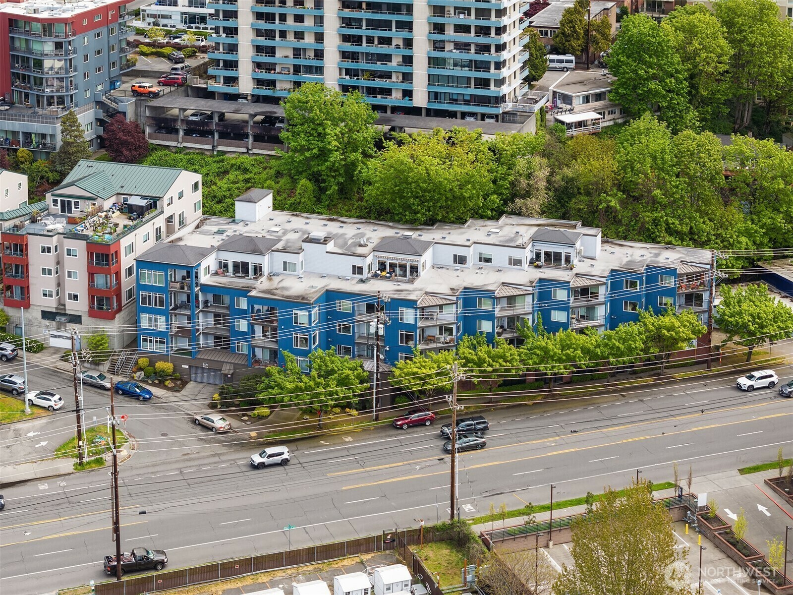 Property Photo: 500 Elliott Avenue W 211 WA 98119