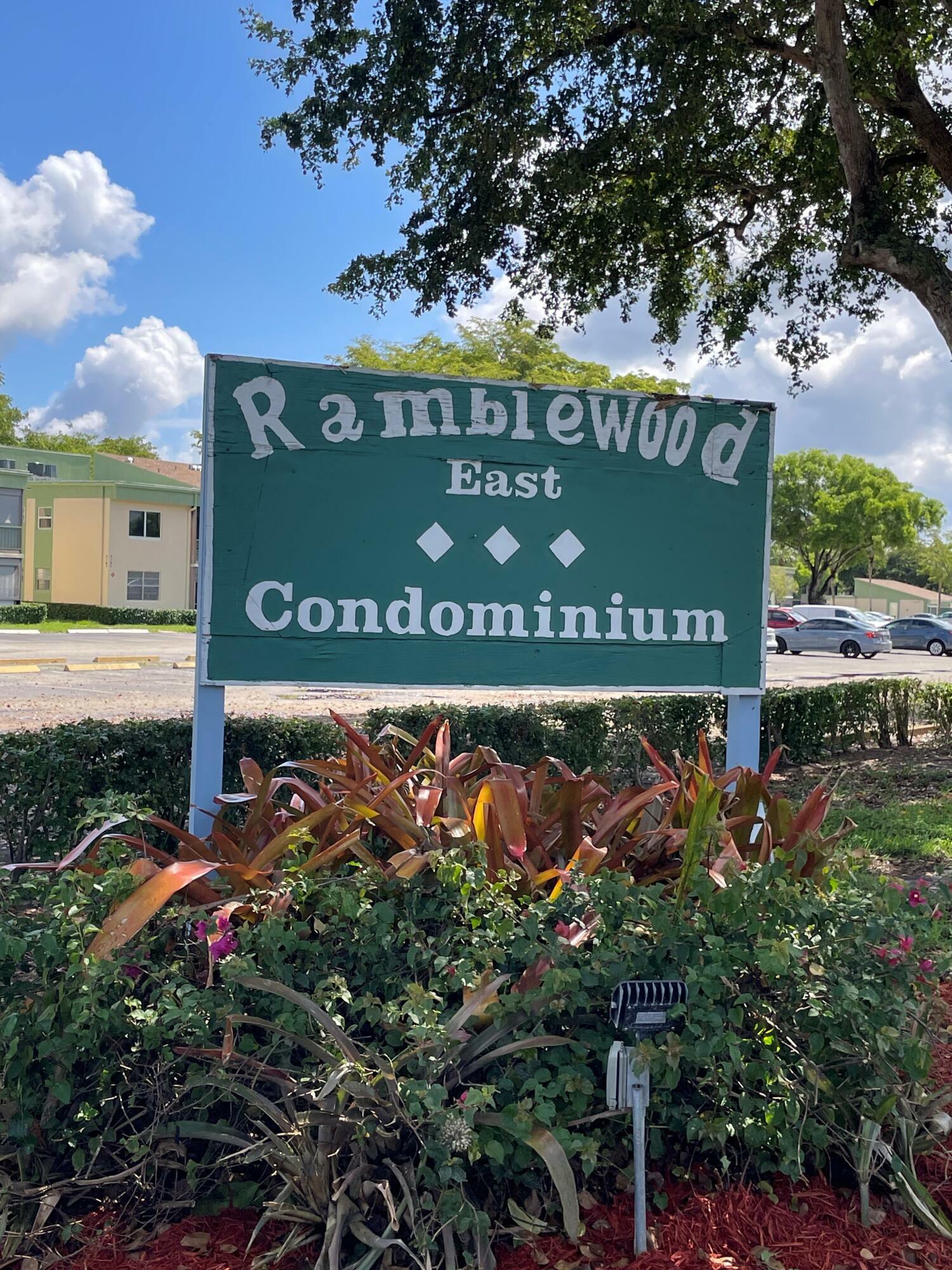 Property Photo: 4269 NW 89th Avenue 106 FL 33065