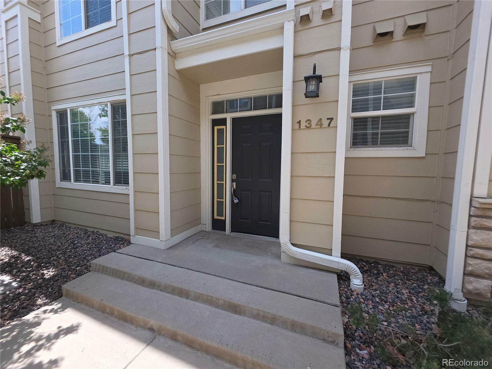Property Photo: 1347 Carlyle Park Circle CO 80129