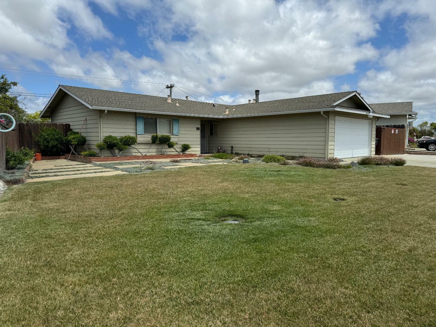414 Pueblo Drive  Salinas CA 93906 photo