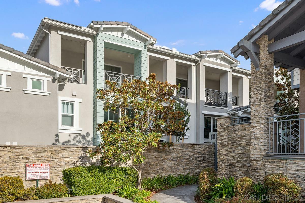 Property Photo: 347 Oak Ave CA 92008