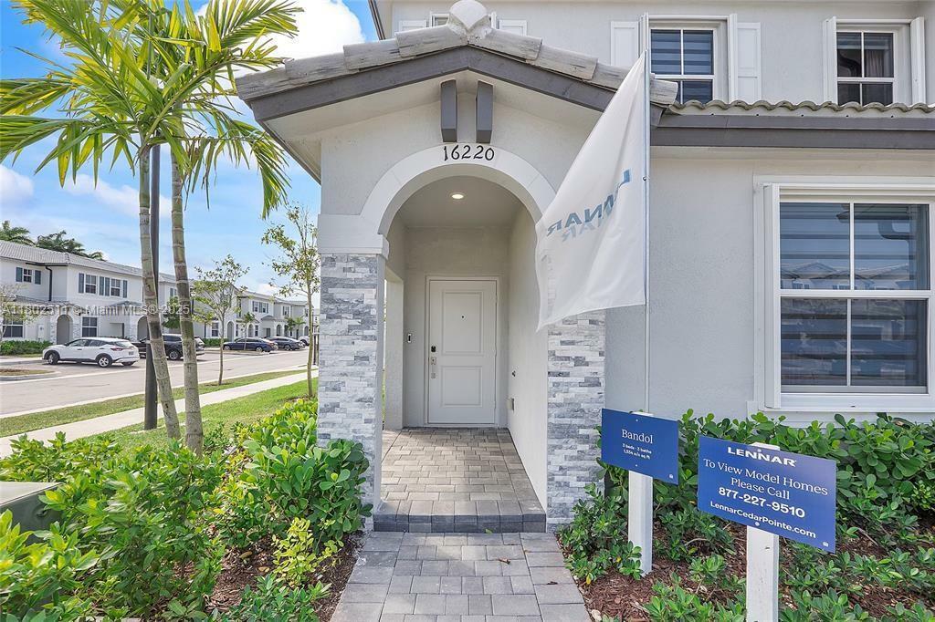 Property Photo: 16228 SW 291st St FL 33033