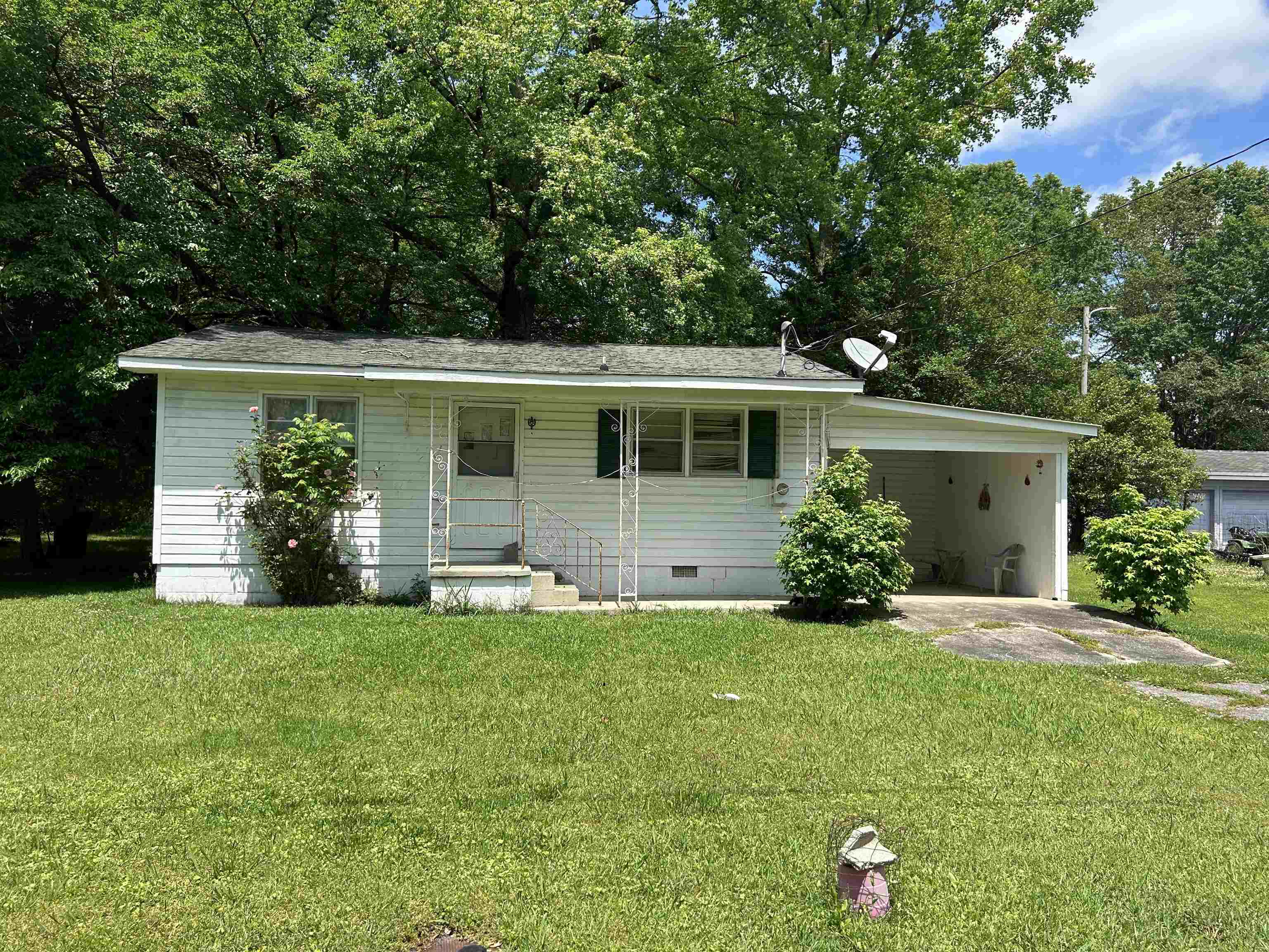 Property Photo: 1413 Marie St AL 35055 - CULLMAN