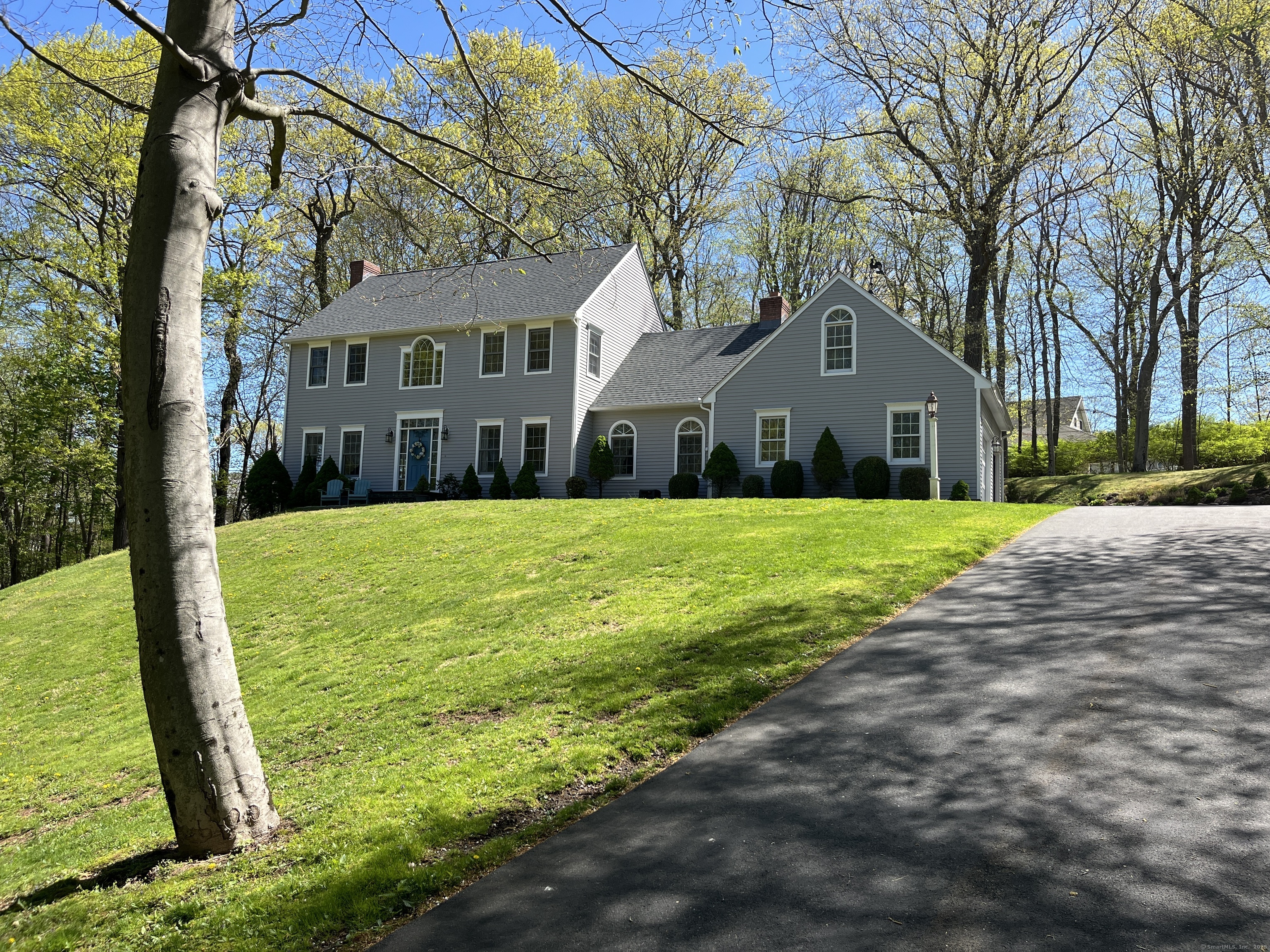 Property Photo: 27 Regency Drive CT 06473
